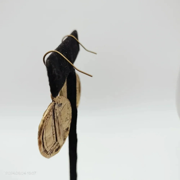 Women's Dangle Drop Earrings Antique Gold Tone Garnet Red Enamel Rhinestone Boho - Picture 5 of 11